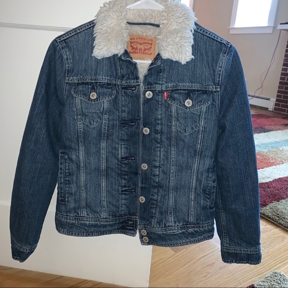 Levi's Jackets & Blazers - levis original sherpa trucker jacket